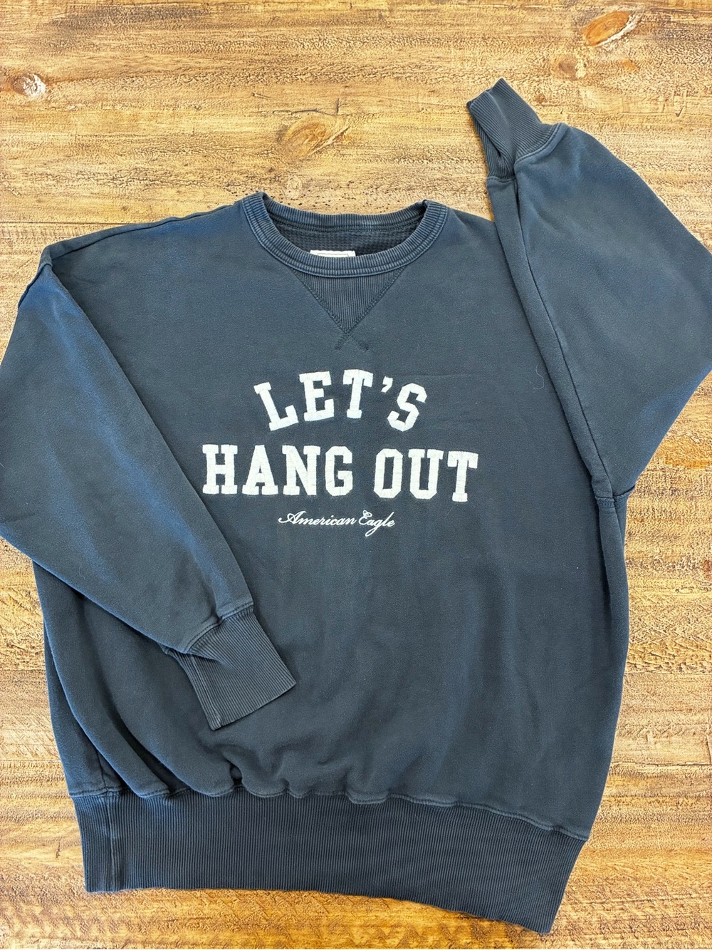 Vintage American Eagle Outfitters dark gray"Let's Hang Out" Crewneck Sweatshirt